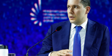 Министр промышленности и торговли Российской Федерации Антон Алиханов. Фото: МИНПРОМТОРТ РОССИИ
